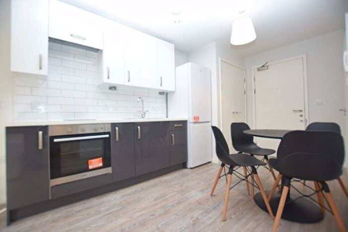 Studio To Rent In Acorn Street, Sheffield, S3
