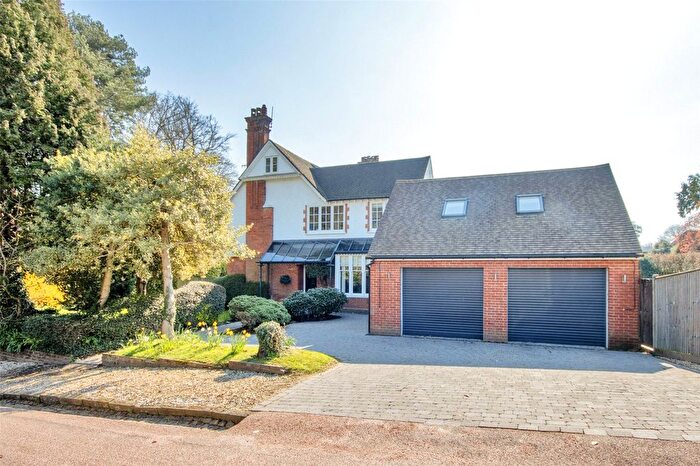 5 Bedroom Semi-Detached House For Sale In Hillborough Avenue, Sevenoaks, Kent, TN13