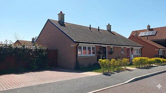 2 Bedroom Bungalow For Sale In Starsmore Fields, Baston, Peterborough, PE6