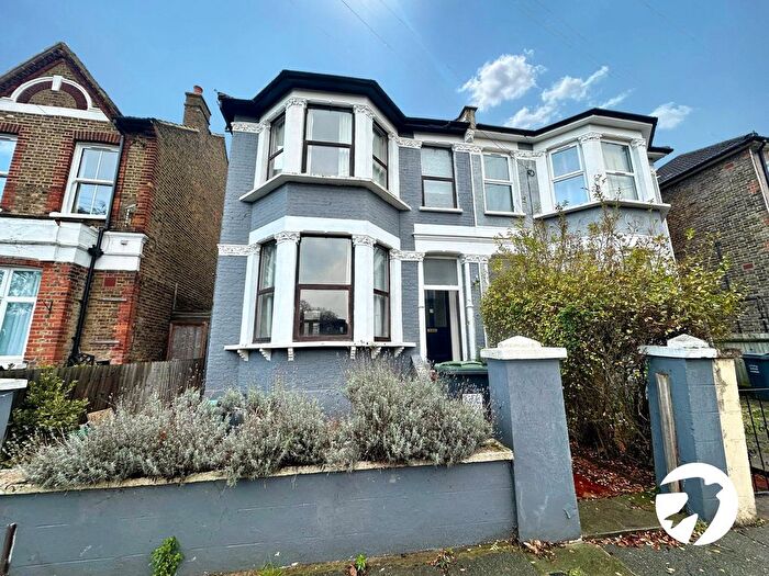 3 Bedroom Semi Detached House For Sale In Fordyce Road, London, SE13