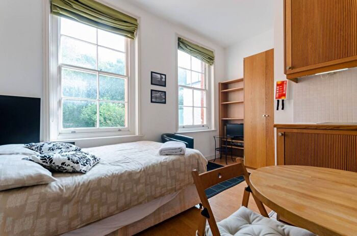 Studio To Rent In Finchley Road, Hampstead, London, NW3