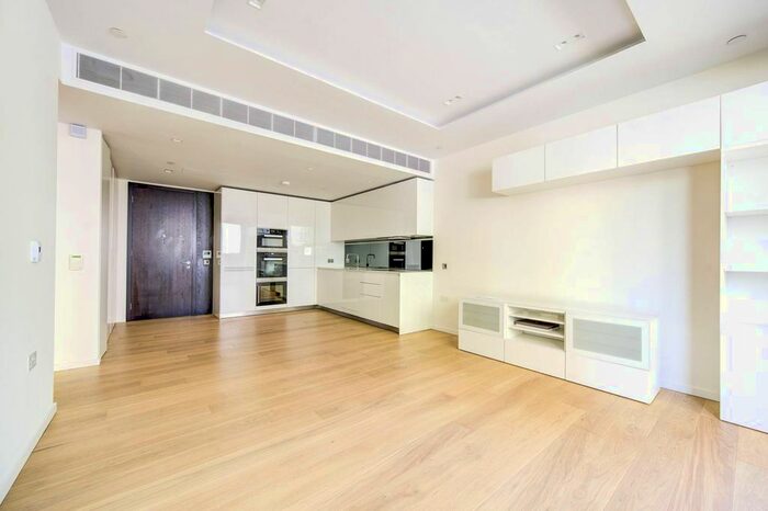 2 Bedroom Flat To Rent In Lillie Square, Earls Court, London, SW6