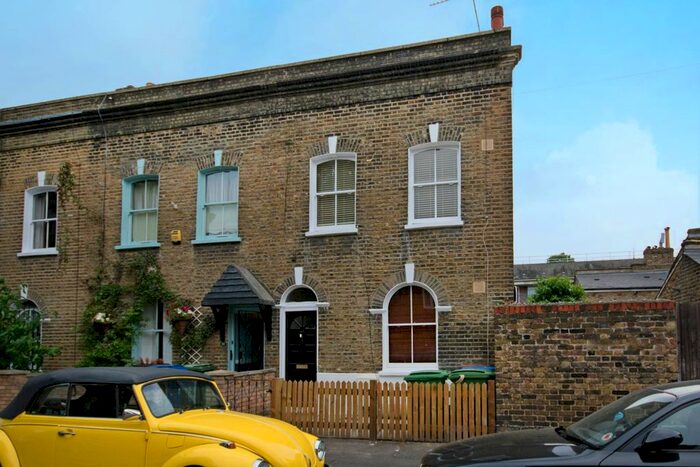 1 Bedroom Flat To Rent In Monnow Road, Bermondsey, London, SE1