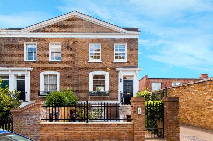 2 Bedroom Property To Rent In Southgate Grove, De Beauvoir, N1