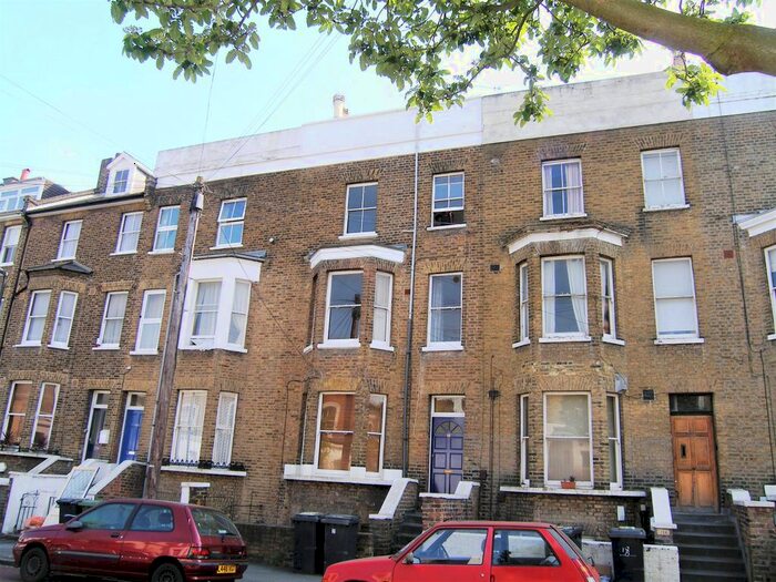 1 Bedroom Flat To Rent In Camden Hill Road, Crystal Palace SE19
