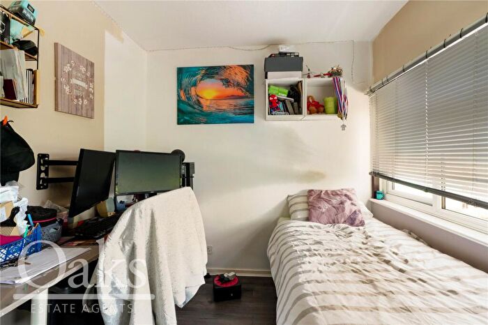 3 Bedroom Terraced House For Sale In Caernarvon Close, Mitcham, CR4