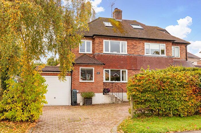 4 Bedroom Semi Detached House For Sale In Woods Hill Lane, Ashurst Wood, RH19