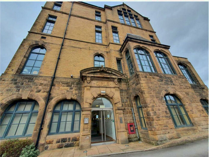 Flats for sale in Bradford Moor Park, BD3, West Yorkshire