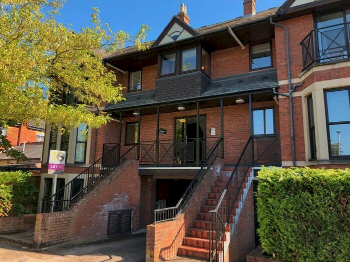 1 Bedroom Flat To Rent In Glencairn Park Road, Cheltenham, GL50