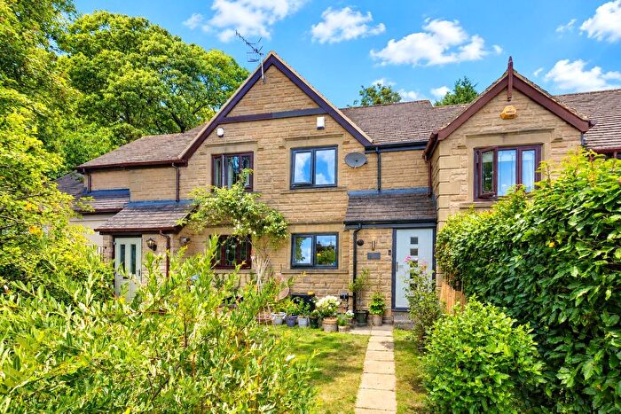 2 Bedroom Terraced House For Sale In Bescaby Grove, Baildon, Shipley, West Yorkshire, BD17
