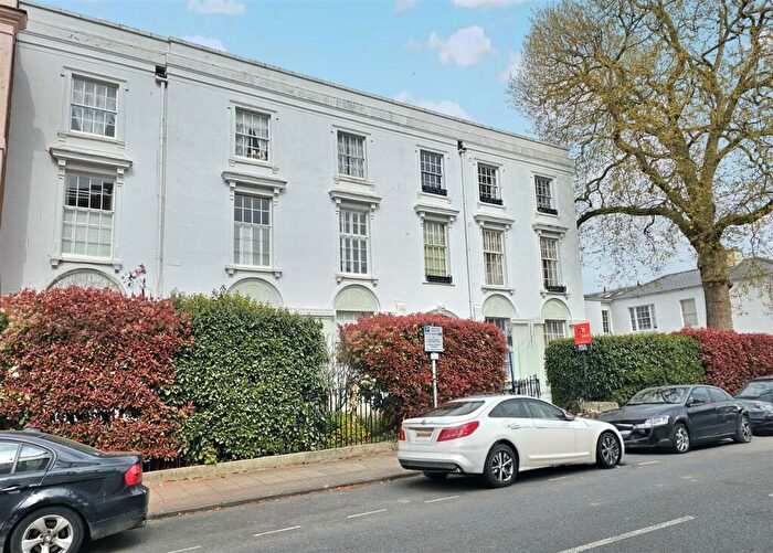 2 Bedroom Apartment For Sale In Ribston Hall, Spa Road, Gloucester, GL1