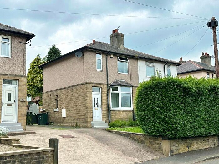3 Bedroom Semi Detached House To Rent In Botham Hall Road, Huddersfield, West Yorkshire, HD3