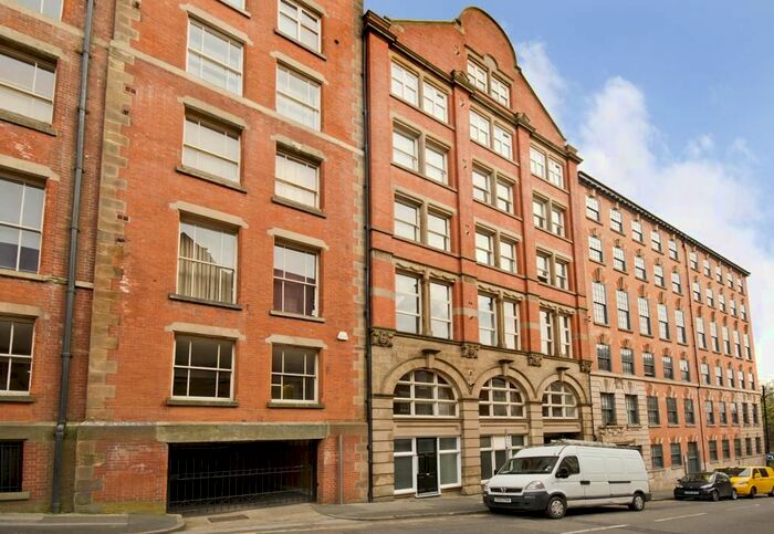 2 Bedroom Flat To Rent In A Hollowstone, The Lace Market, Nottingham, NG1