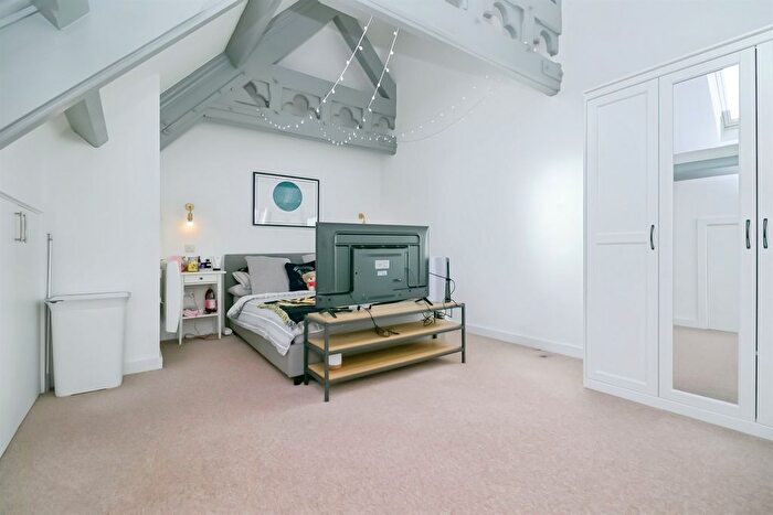 1 Bedroom Flat For Sale In Windsor Road, Barry, CF62