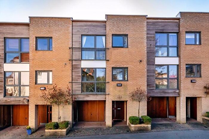 4 Bedroom Town House For Sale In Chapter Walk | Redland, BS6