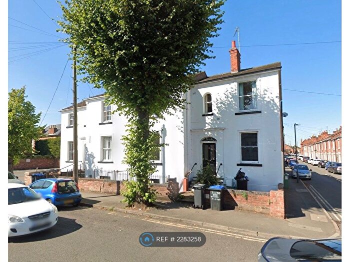 7 Bedroom Semi-Detached House To Rent In Leicester Street, Leamington Spa, CV32