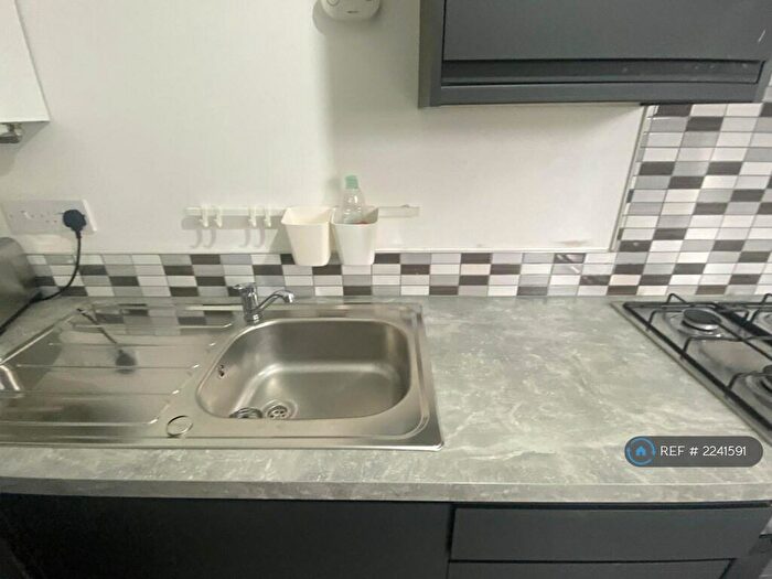 1 Bedroom Flat To Rent In Saffron Lane, Leicester, LE2