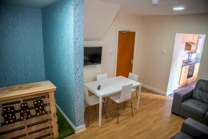 4 Bedroom Semi-Detached House To Rent In Wildman Street, Preston, PR1