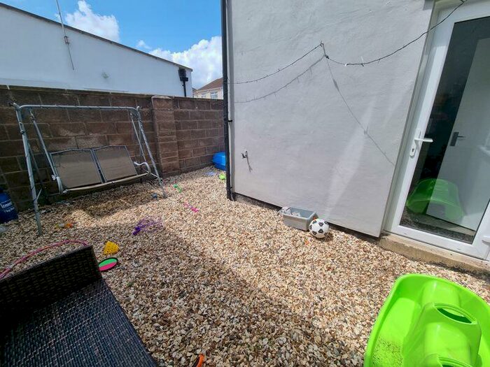 1 Bedroom Flat For Sale In Rodney Road, Kingswood, BS15