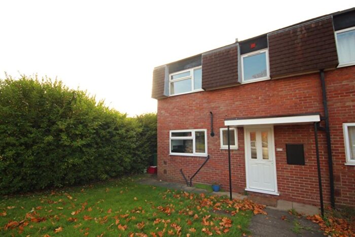 3 Bedroom End Of Terrace House For Sale In Rawlinson Road, Leamington Spa, Warwickshire, CV32