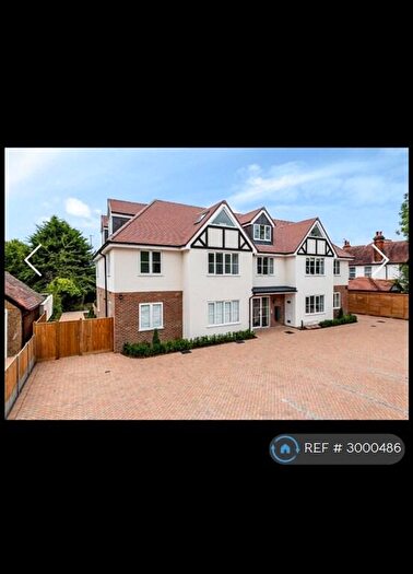 2 Bedroom Flat To Rent In Baran House, Bromley, BR2