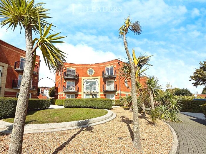 2 Bedroom Apartment For Sale In Neptune Court, Gunwharf Quays, Portsmouth, PO1