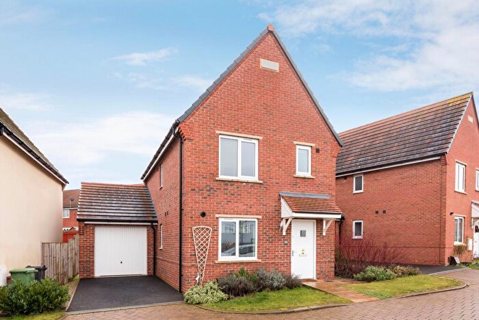 3 Bedroom House To Rent In Robin Way, Didcot, OX11