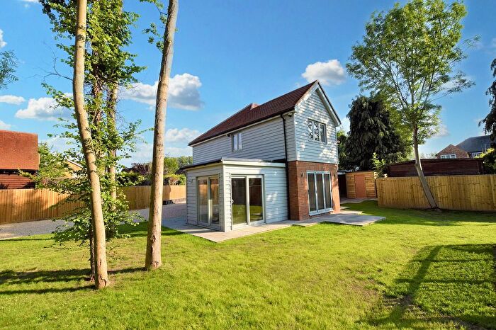 4 Bedroom Detached House To Rent In Thame Road, Longwick, HP27