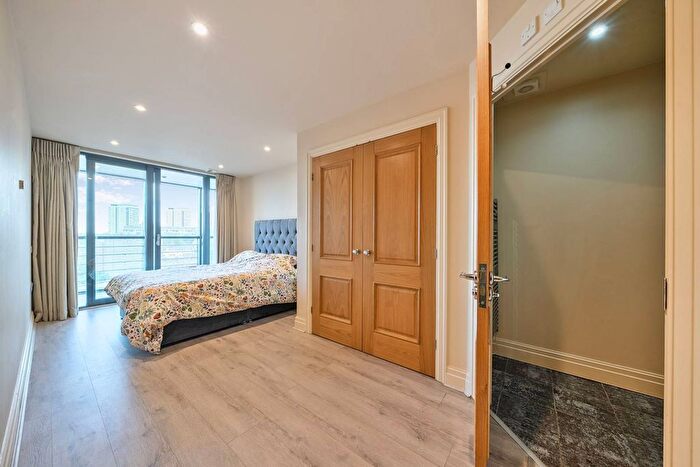 2 Bedroom Flat To Rent In Sheldon Square, Paddington, London, W2