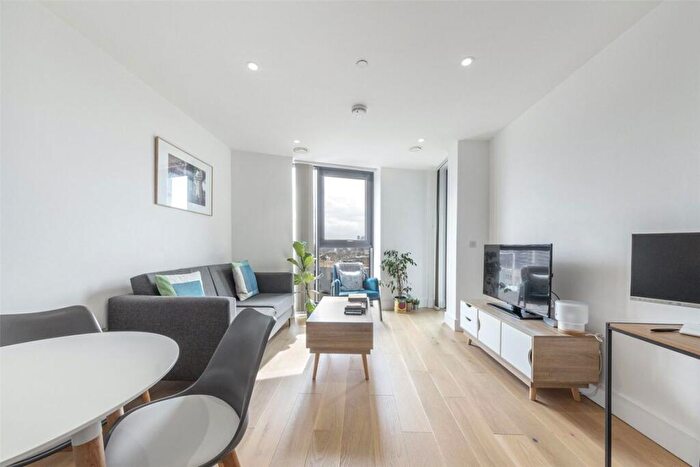 1 Bedroom Flat For Sale In Kingsland High Street, London, E8