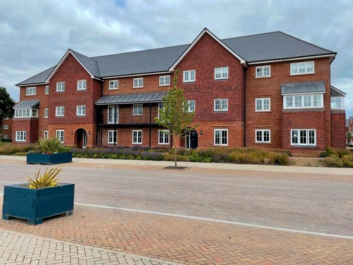 2 Bedroom Apartment To Rent In Didcot, Oxfordshire, OX11