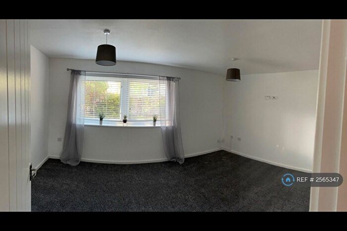 2 Bedroom Maisonette To Rent In Colston Road, Nottingham, NG6