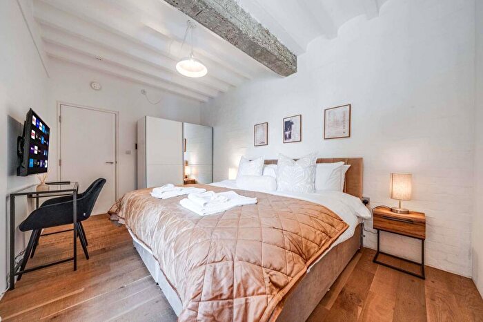 4 Bedroom Flat To Rent In Old Road, London, SE13