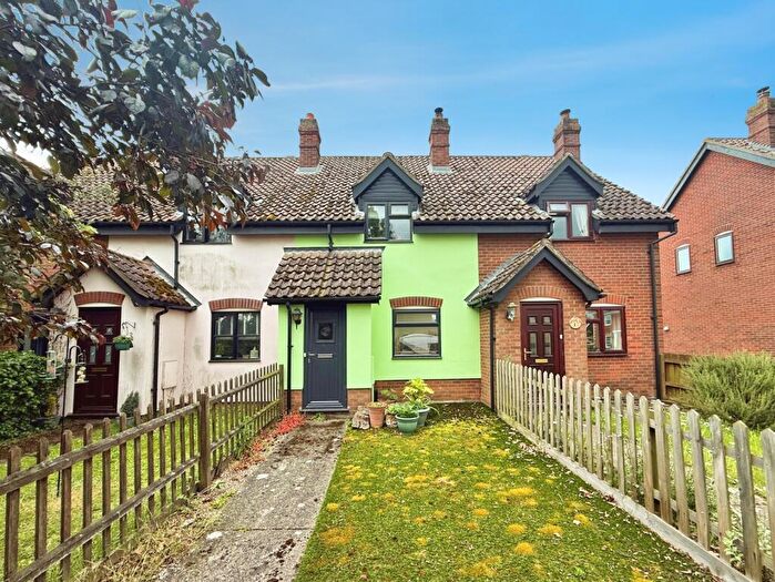 2 Bedroom Terraced House For Sale In Green Man Place, Tunstall, Woodbridge, IP12