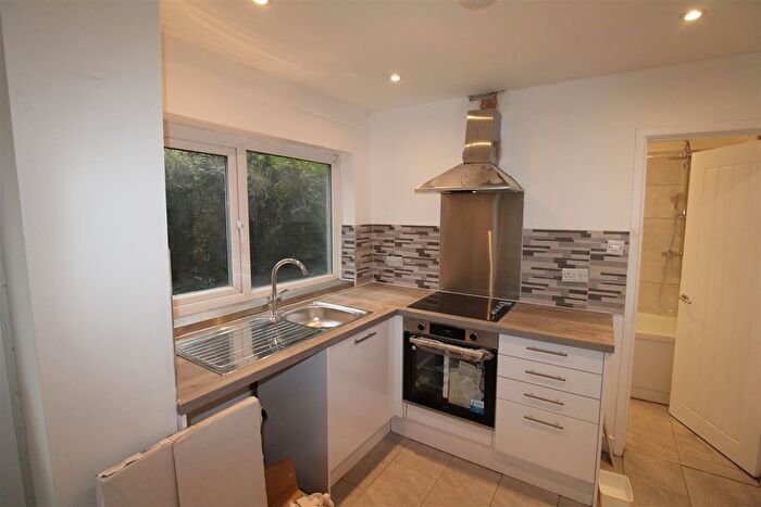 3 Bedroom Semi-Detached House To Rent In Penygraig Road Tonypandy, Tonypandy, CF40