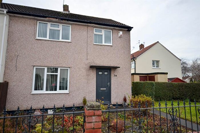 3 Bedroom Semi-Detached House To Rent In Coniston, Wardley, NE10