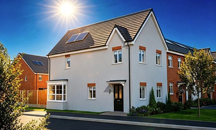 3 Bedroom Detached House For Sale In Bloomfield Road, Tipton, DY4