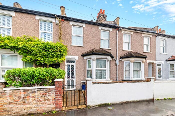 3 Bedroom Terraced House For Sale In Rymer Road, East Croydon, CR0