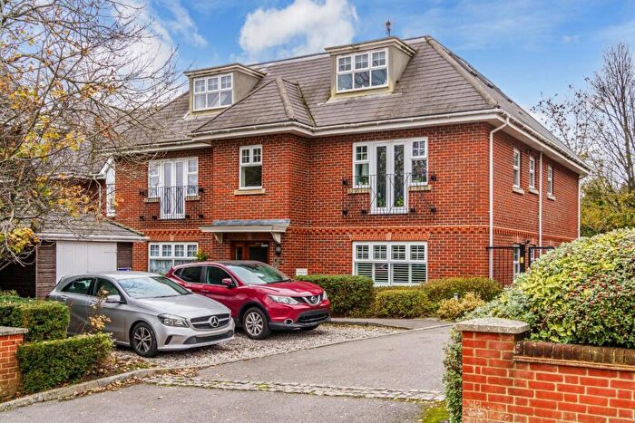 2 Bedroom Flat For Sale In Wesley Place, Epsom, KT18