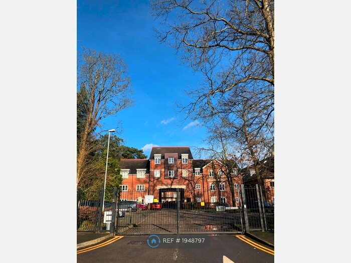 2 Bedroom Flat To Rent In Lockhart Road, Watford, WD17