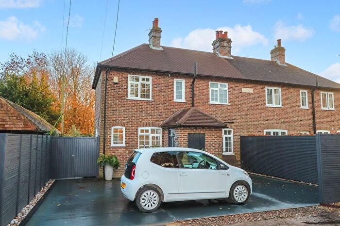 2 Bedroom Semi-detached House For Sale In Bexhill Road, Ninfield, TN33