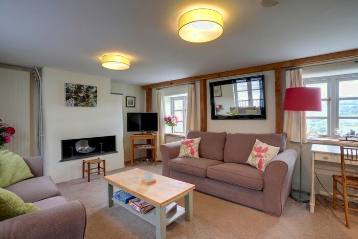 1 Bedroom End Of Terrace House For Sale In Mary Street, Bovey Tracey, Newton Abbot, TQ13
