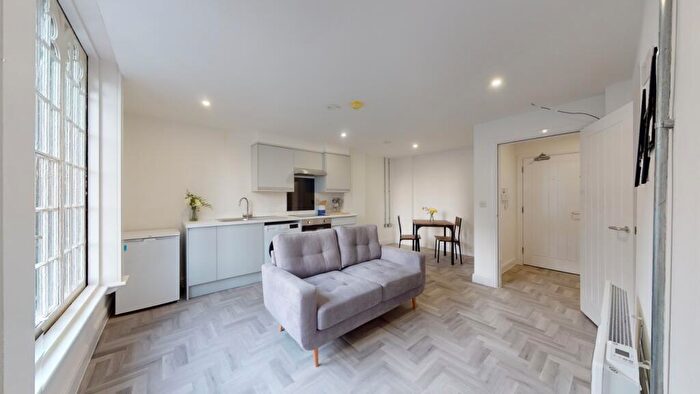 1 Bedroom Terraced House To Rent In Flat Plumptre Court, Poplar Street, Nottingham, Nottinghamshire, NG1