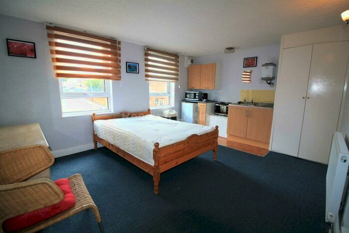 Studio To Rent In Bedsit - Southampton Street, Reading, RG1