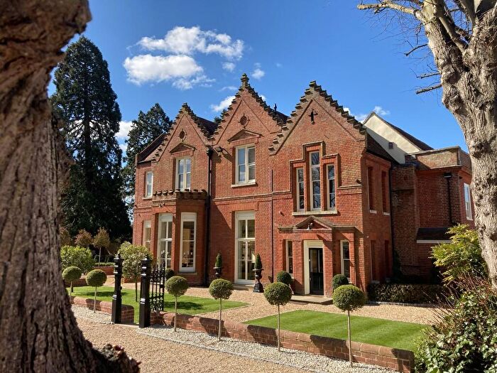 5 Bedroom Manor House For Sale In Hadleigh, Ipswich, Suffolk, IP7