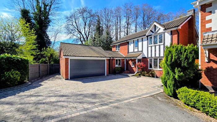 4 Bedroom Detached House For Sale In Netherstone Grove, Four Oaks, B74