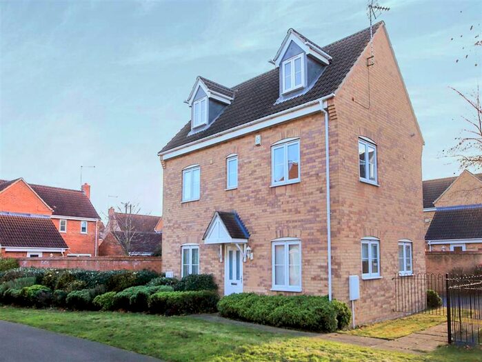 4 Bedroom Property To Rent In Hansel Close, Peterborough, PE2