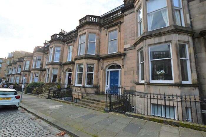 2 Bedroom Flat To Rent In Coates Gardens, Edinburgh, EH12