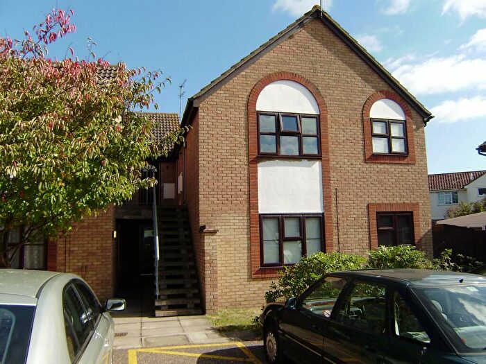 Studio To Rent In Burgess Field, Chelmsford, Essex, CM2