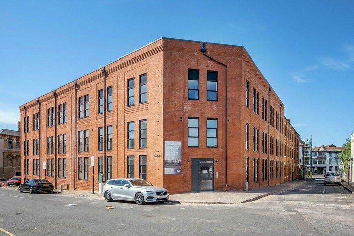 1 Bedroom Flat To Rent In The Hallmark, Bond Street, Birmingham, B19